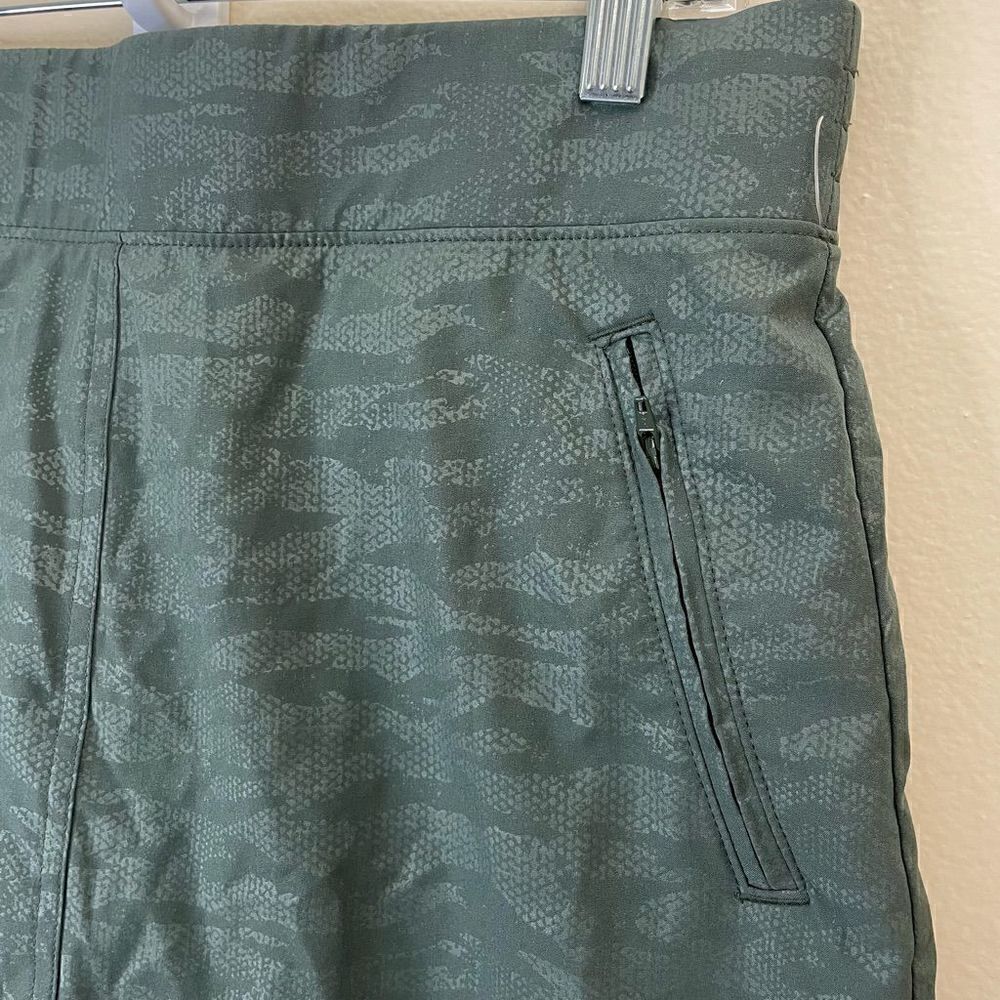 NEW! Orvis| Small | Embossed| Small | Skort - Picture 6 of 16